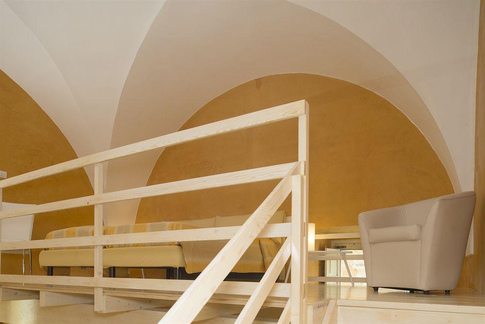 Bed and Breakfast Relais Carlo V - Palazzo Storico Галлиполи Экстерьер фото